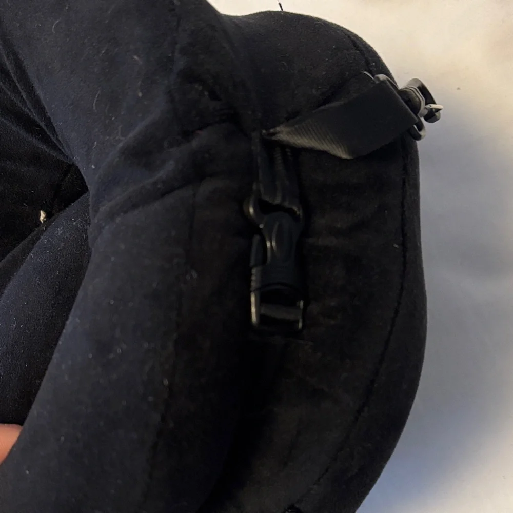 Elegant Black Plush Neck Travel Pillow